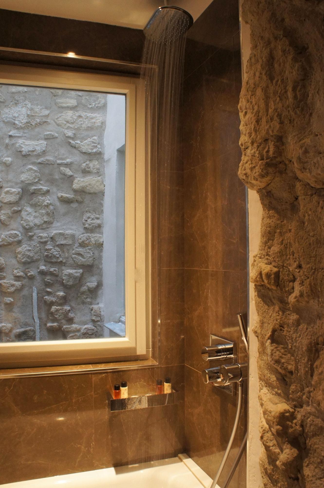 Tonic Hotel Saint Germain Des Pres Paris Exterior photo